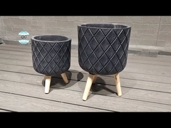 Élégante planteur en fibre d'argile sculpté à la main