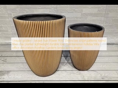 Pot de fleurs uniques de couleur brun doré : Motifs de rayures distinctifs autour du pot en fibre de terre cuite, léger, durable, nécessitant peu d'entretien, décoration de bureau de villa de vacances, projet d'aménagement paysager de jardins sur le toit