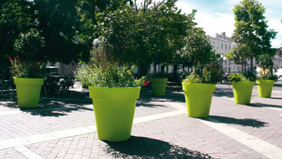 acheter Des pots de fleurs en fibre de verre modernes et brillants pour la décoration extérieure intérieure online manufacture