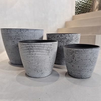 acheter Des pots de fleurs en plastique en bois extérieur avec des trous de drainage online manufacture