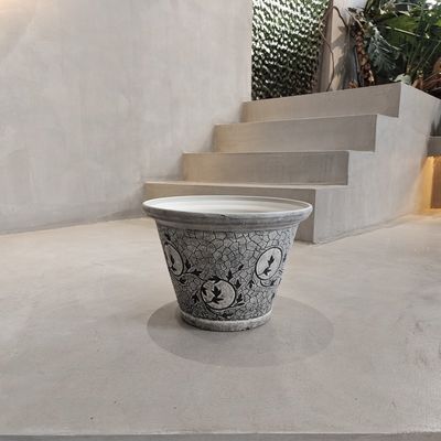 acheter Des pots en plastique légers à l'intérieur et à l'extérieur avec des trous de drainage online manufacture