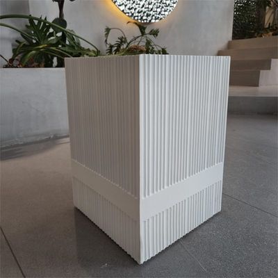 acheter Caractéristiques résistantes aux gelées en fibre d'argile Planteur Finition sculptée à la main pour la construction légère online manufacture