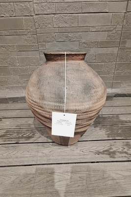 acheter Stylish Modern Fiber Clay Planter with Frost Resistant Character and Textured Surface online manufacture