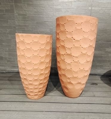 acheter Pot de jardin en fibre d'argile ronde, ton terracotta chaud et terreux, avec des carreaux arrondis agencés online manufacture