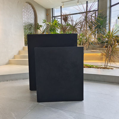 Planteur en fibre d'argile sculpté à la main pour la décoration intérieure et extérieure