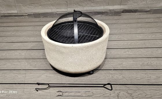 Caractéristique Charbon de bois brûlant fossé pour le feu résistant au gel intérieur hôtel jardin Décoration de la maison