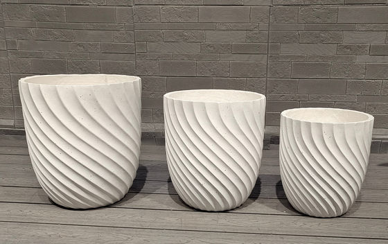 Planteur en fibre d'argile de surface texturée avec un caractère résistant au gel et un style moderne
