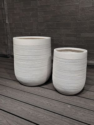 Φ300*H400 Planteur en fibre d'argile conserver 5-6 ans vie en extérieur texture de surface résistant aux intempéries et à longue durée de vie