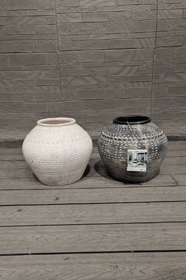 Jardinière ronde en argile renforcée, durable et fonctionnelle pour les besoins de votre jardin